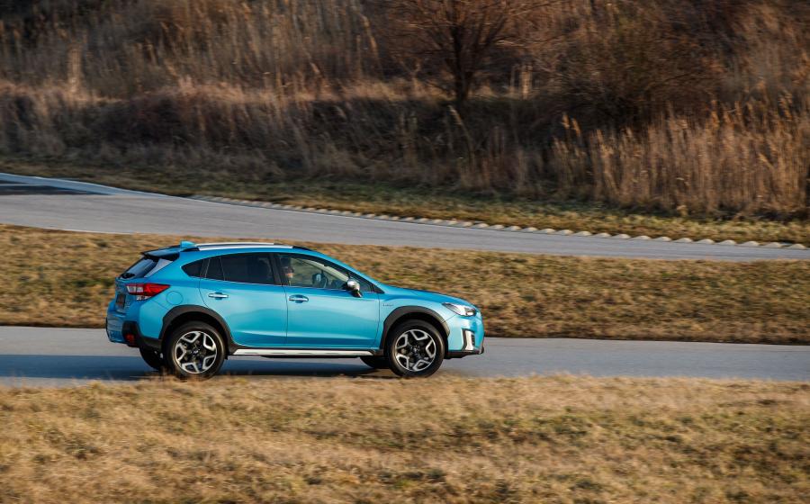  Subaru XV e-Boxer 2019 года  (WW) (фото 4 из 50)